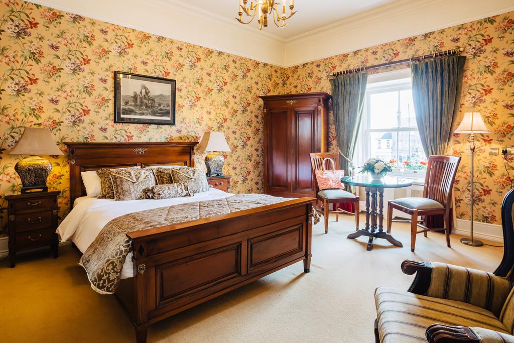 Gleeson'S Restaurant & Rooms Роскоммон Экстерьер фото