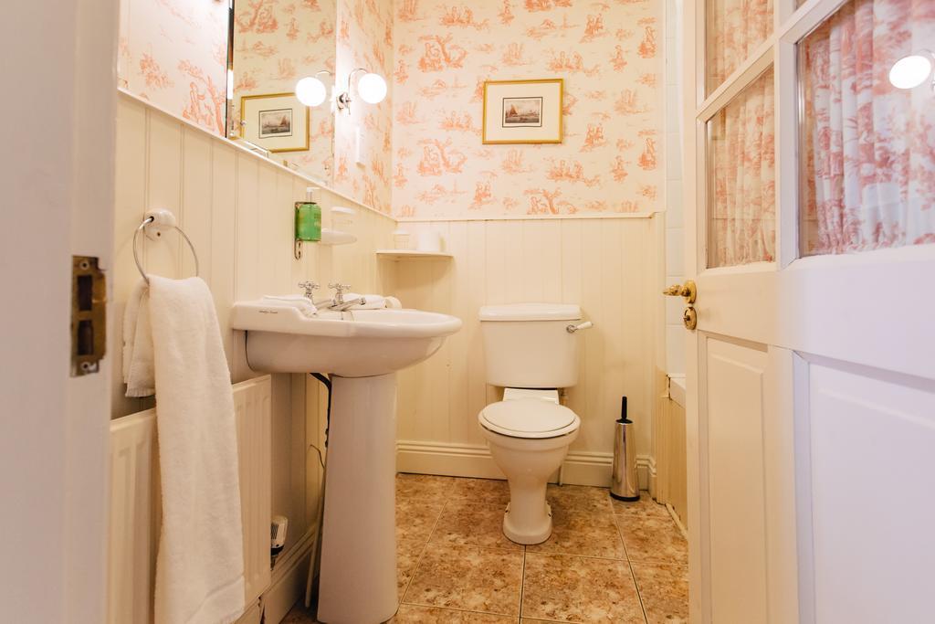 Gleeson'S Restaurant & Rooms Роскоммон Экстерьер фото